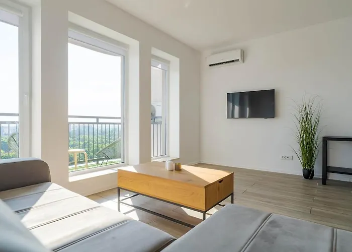 Downtown W Parkview&balcony Vol 2 Apartment Bucharest