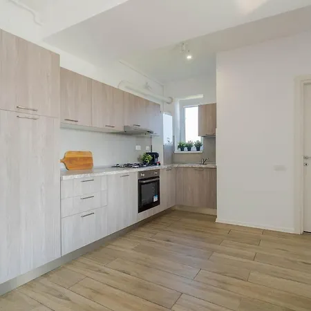 Apartment Downtown W Parkview&balcony Vol 2 Bukarest