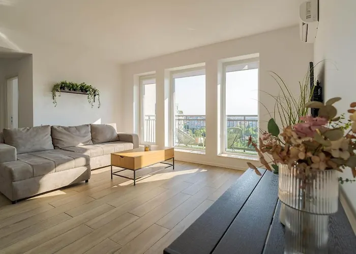 Downtown W Parkview&balcony Vol 2 דירה