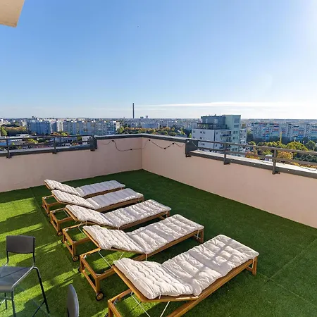 Downtown W Jacuzzi&terrace Parkview V2 Apartment Bucharest
