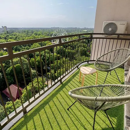 Downtown W Jacuzzi&terrace Parkview V2 *